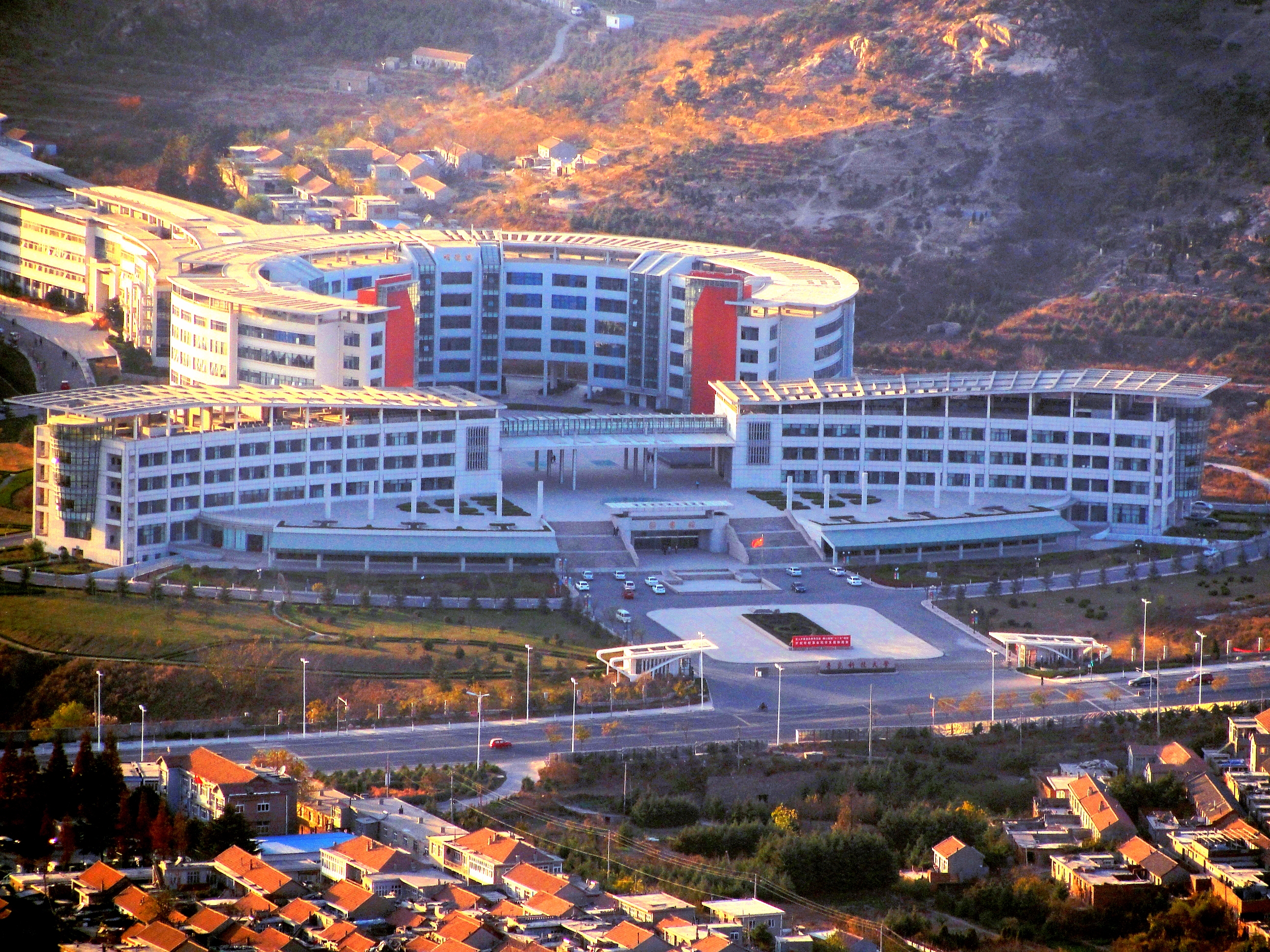 崂山校区-青岛科技大学